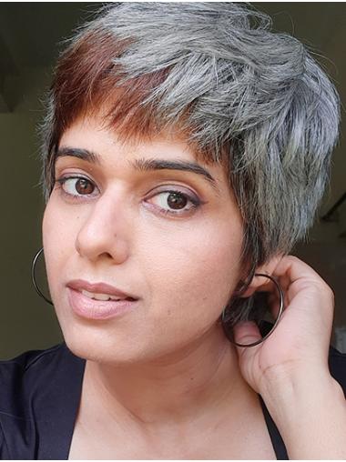 Synthetische Boycut Perücke Glatt Für Einen Modernen Look