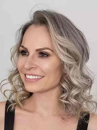 Blonde Lockige Synthetikperücke Schulterlang Ohne Pony